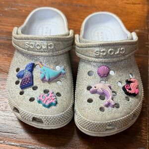 CROCS Kids Glitter Slippers - Silver